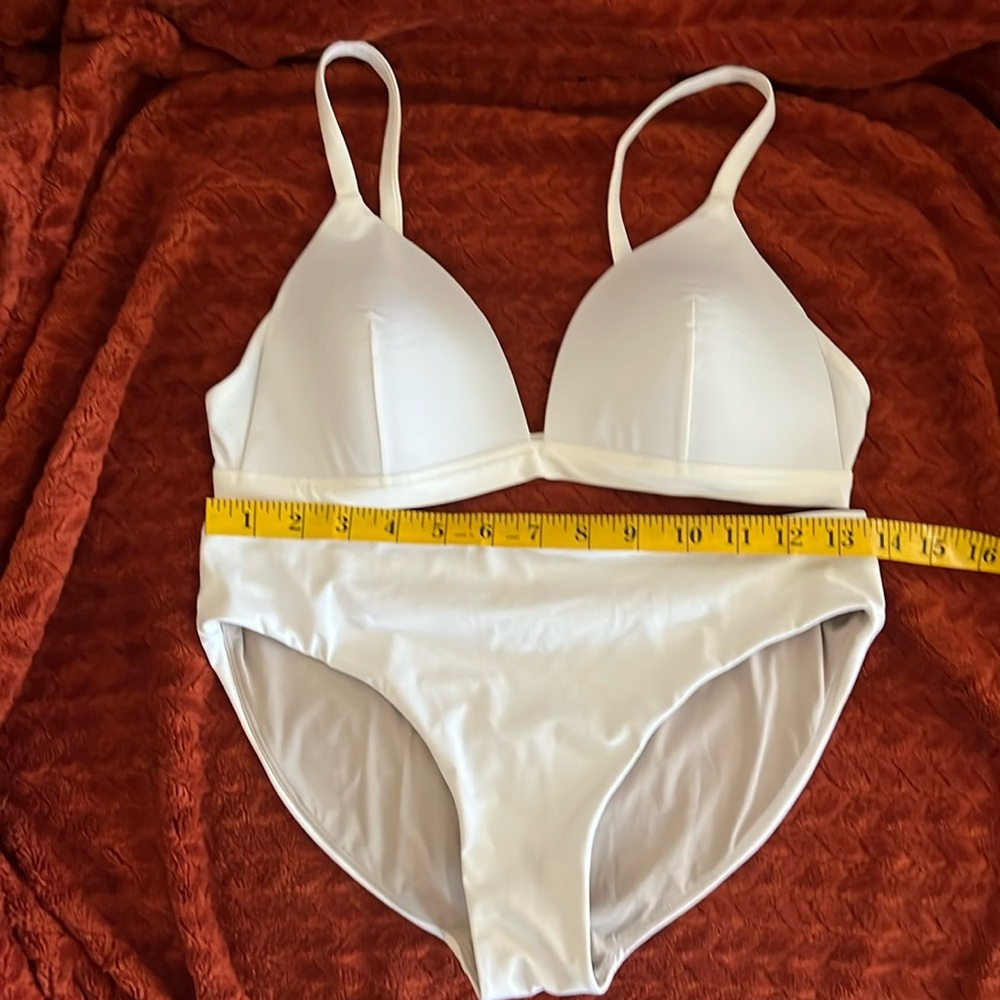 Lululemon bikini set in white 6